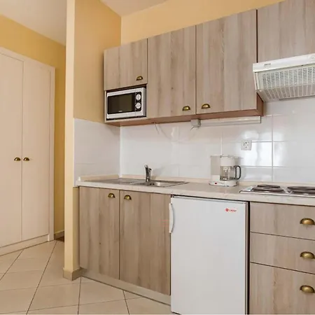 2 Bedroom Stunning In Apartmán Umag
