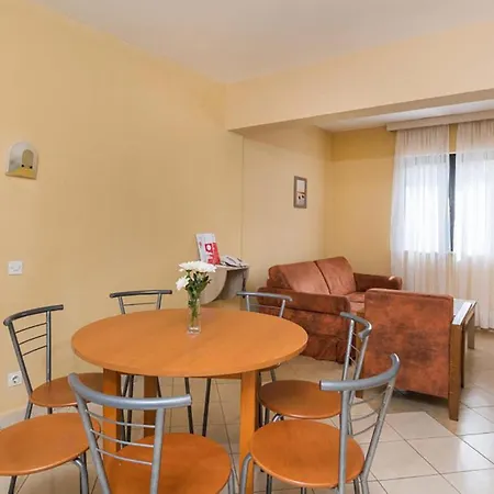 Lejlighed 2 Bedroom Stunning In
